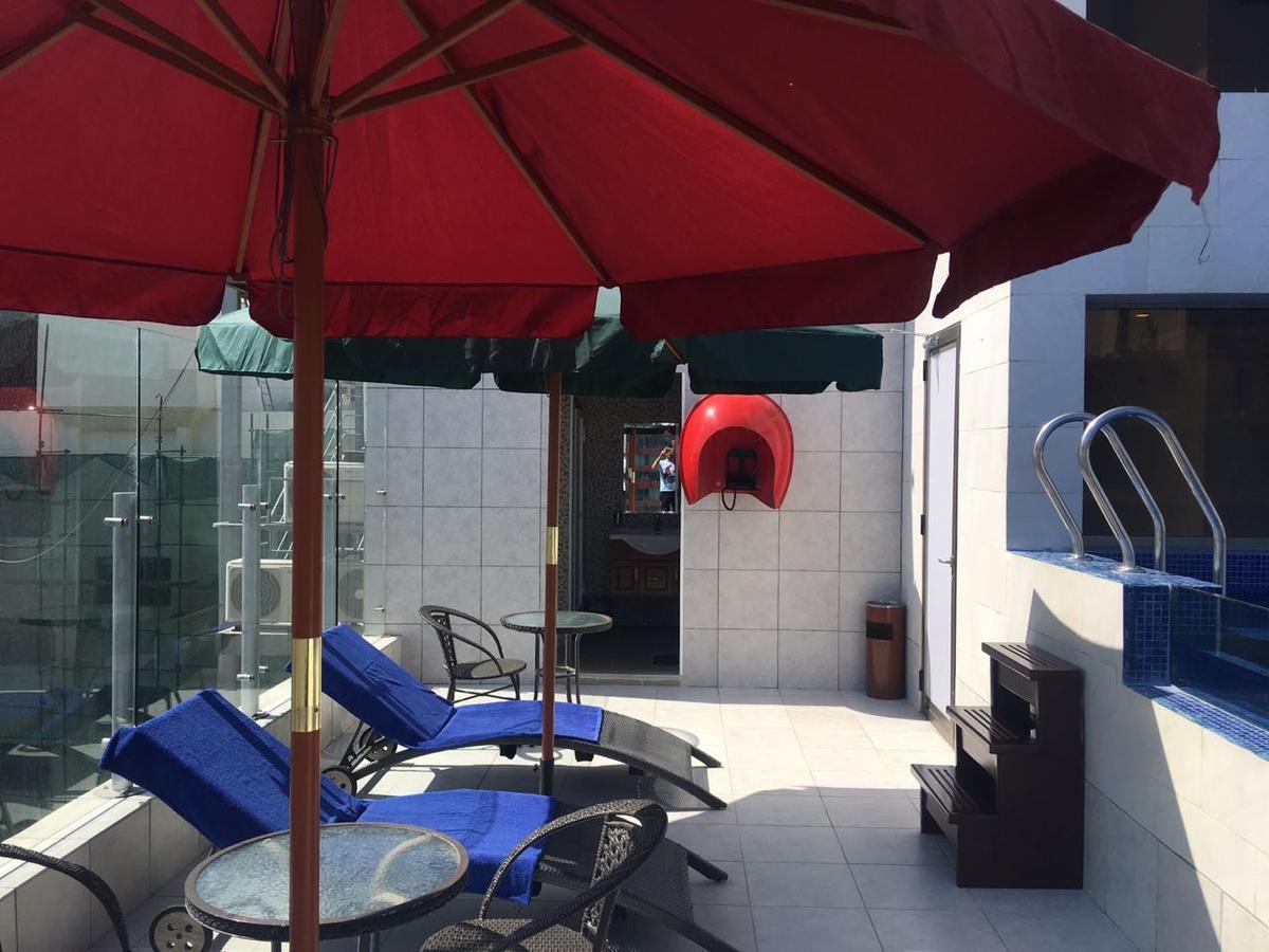 Midtown Hotel & Suites Beirut Exterior foto